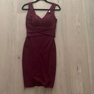 Body hugging cocktail dress. Dark purple with sparkles.
